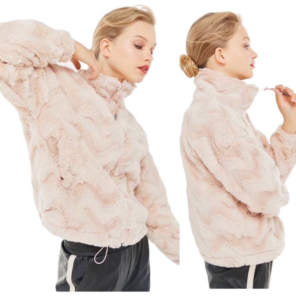 UO Eva Cozy Pink Faux Fur Jacket